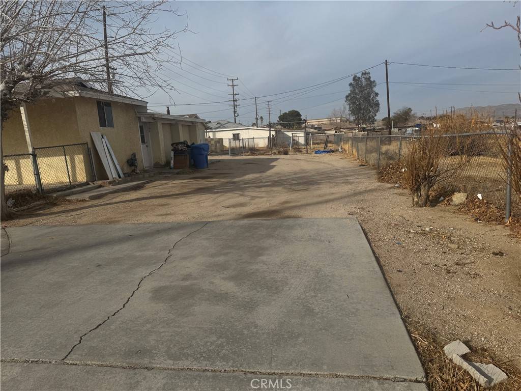 Barstow, CA 92311,711 Candlelight ST