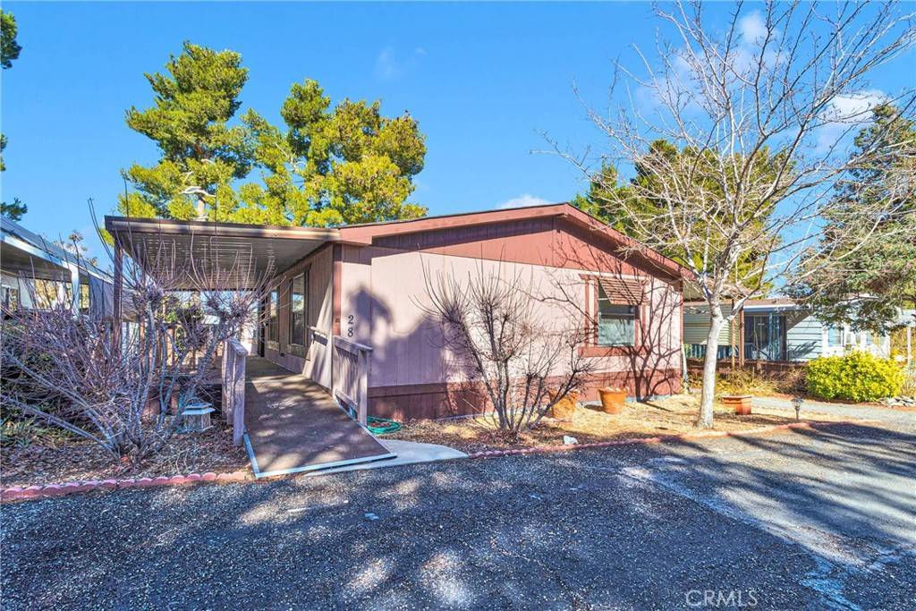 Phelan, CA 92371,10200 Johnson RD #28