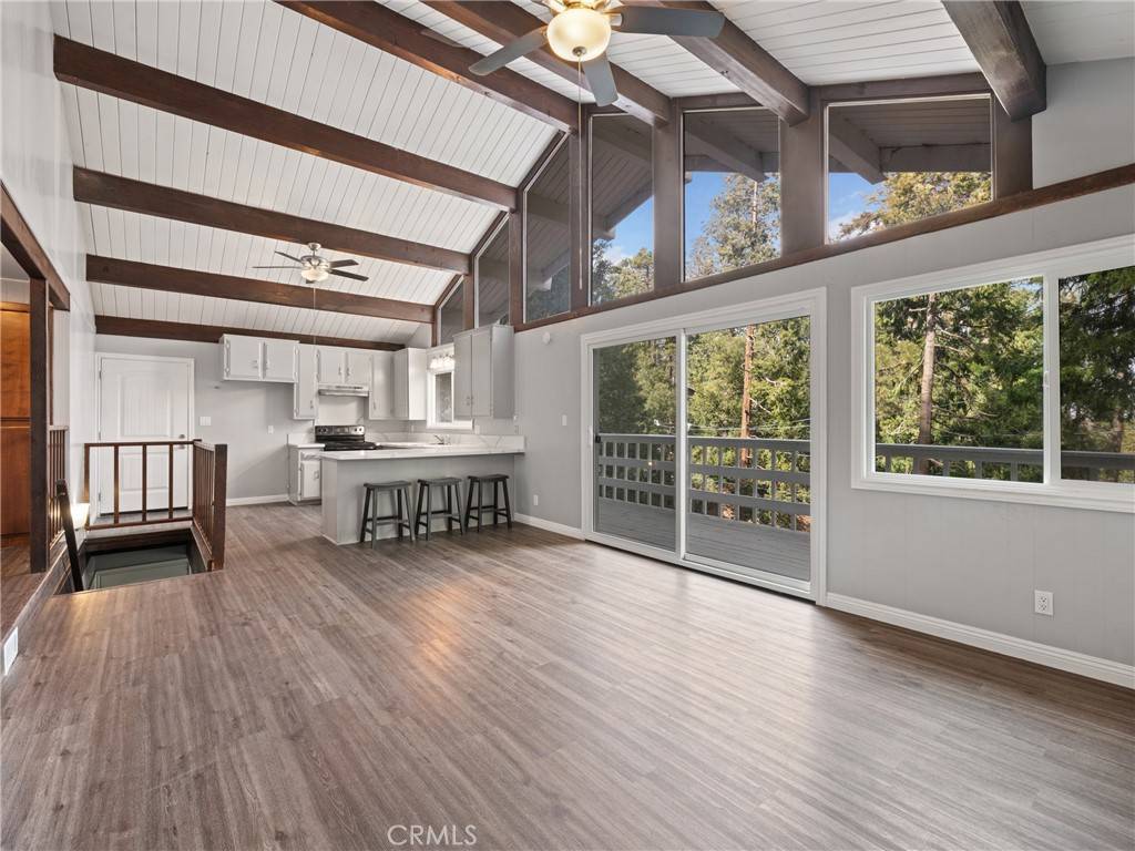Crestline, CA 92395,128 Wylerhorn Dr