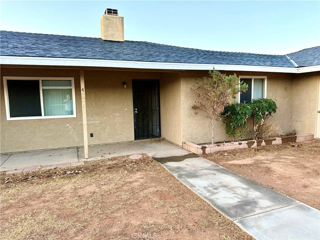 Apple Valley, CA 92307,15965 Sago RD #4