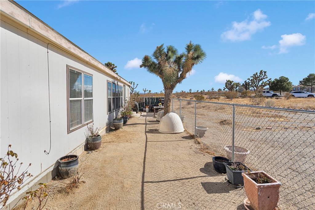 Phelan, CA 92371,3168 Mcmillan RD