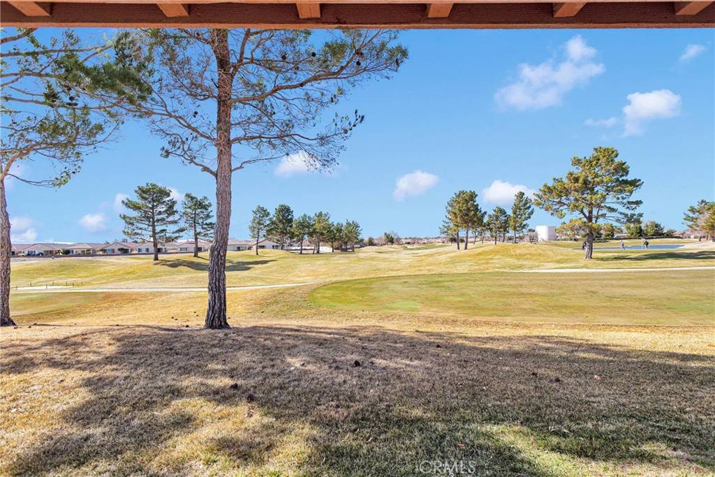 Apple Valley, CA 92308,11262 Country Club DR