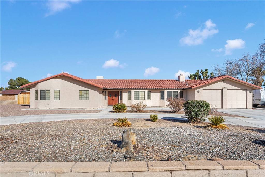 Apple Valley, CA 92308,20382 Ituma RD