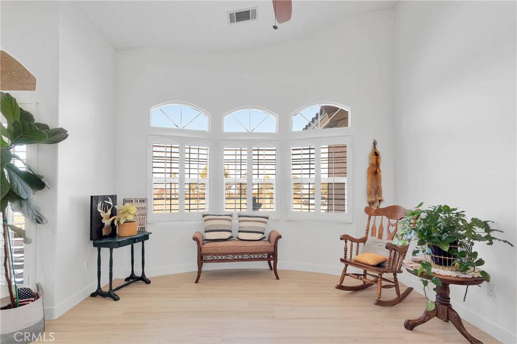 3253 Sacramento RD Phelan, CA 92371