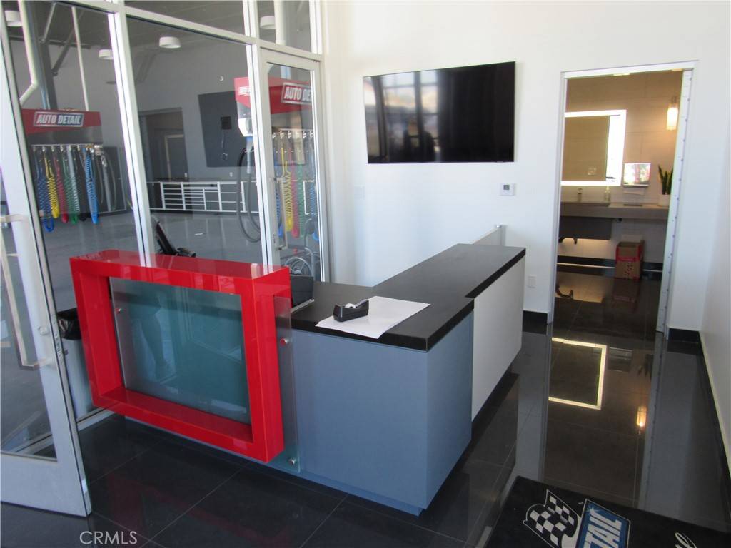 Victorville, CA 92392,15250 Palmdale RD #5