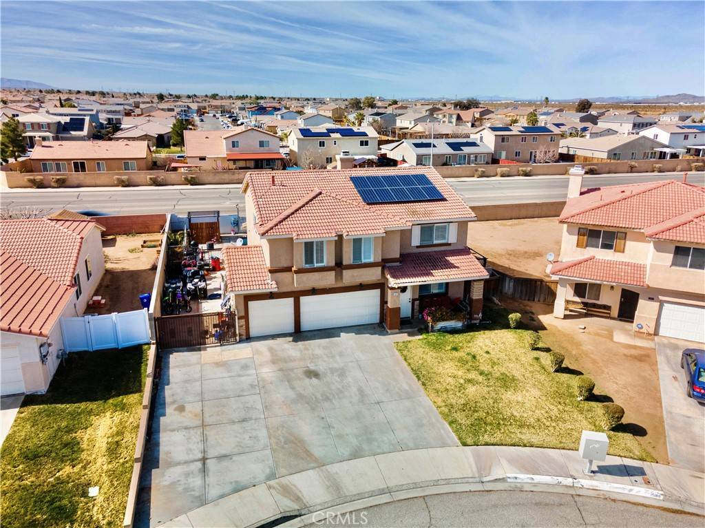 Adelanto, CA 92301,15174 Desert ST