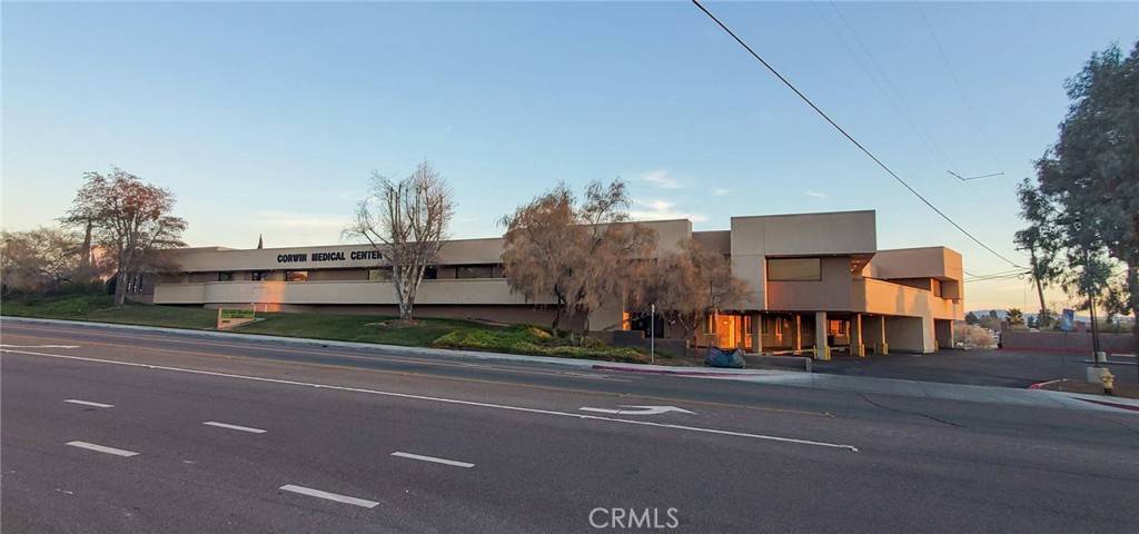 Apple Valley, CA 92307,18523 Corwin RD #J