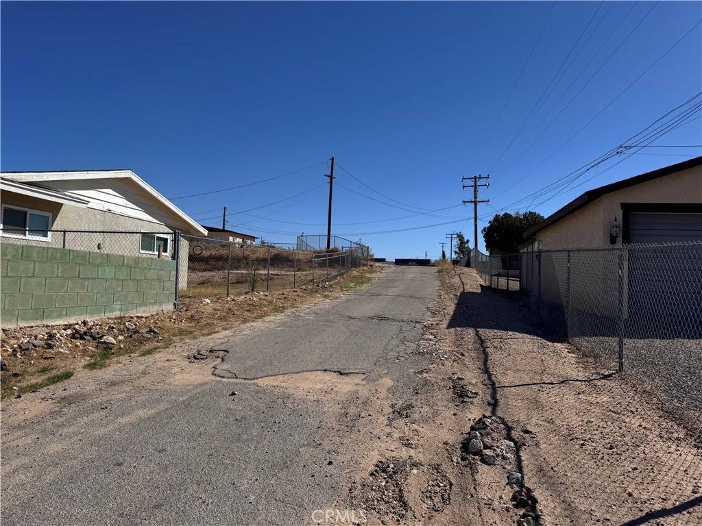 Barstow, CA 92311,25617 Jasper RD