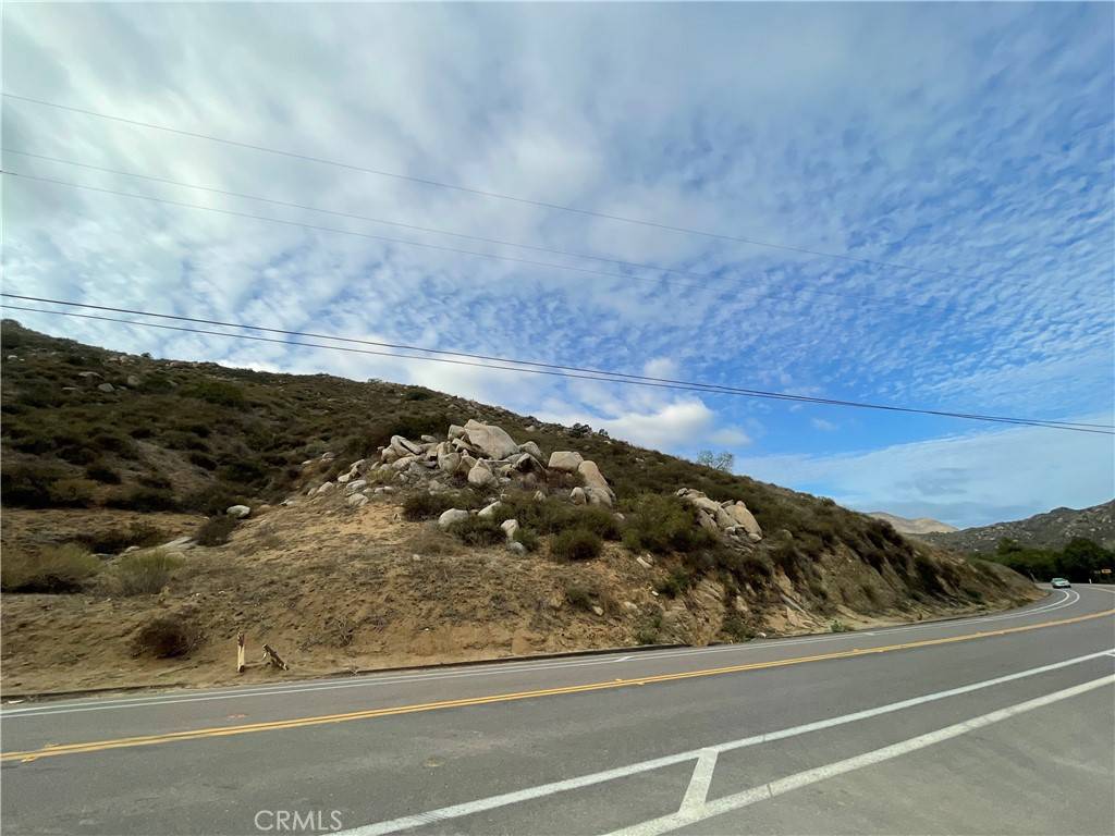 El Cajon, CA 92019,0 Willow Glen DR