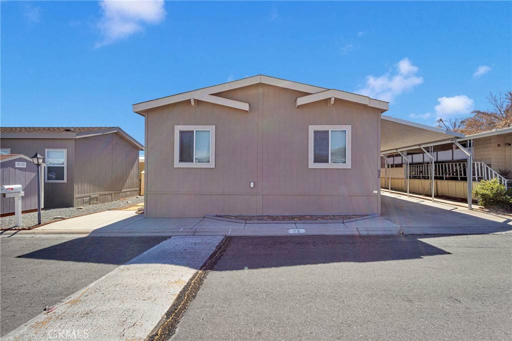 Victorville, CA 92395,13393 Mariposa RD #92