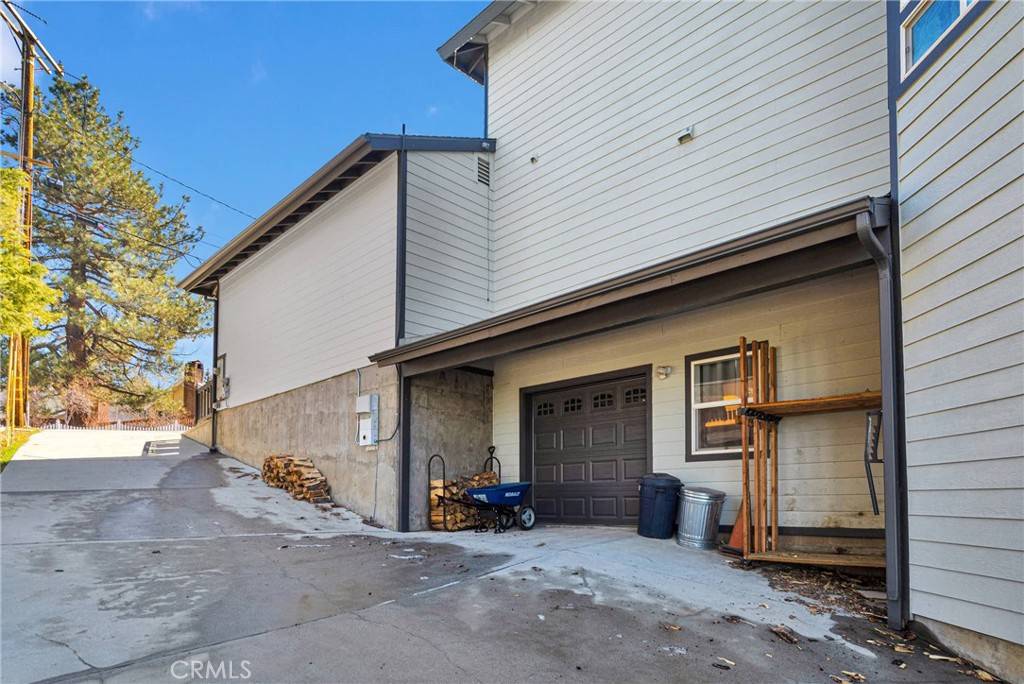Wrightwood, CA 92397,5510 Easter DR