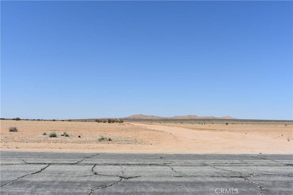 Palmdale, CA 93591,13916 Vac/Vic Avenue M12/147 Ste