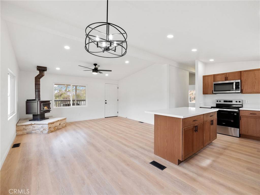 Pinon Hills, CA 92372,9417 Kelley LN