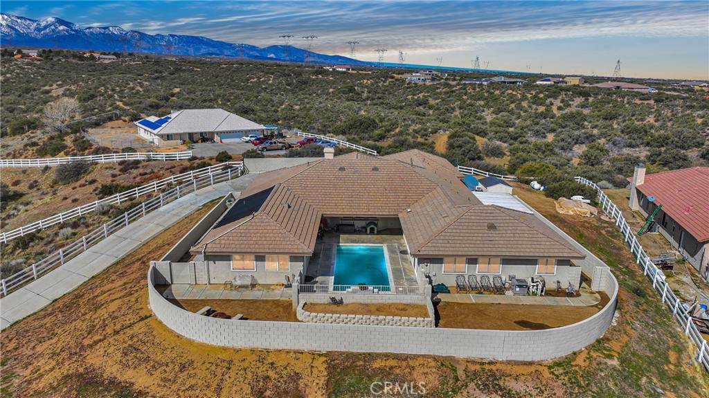 Oak Hills, CA 92344,10180 Buffalo RD