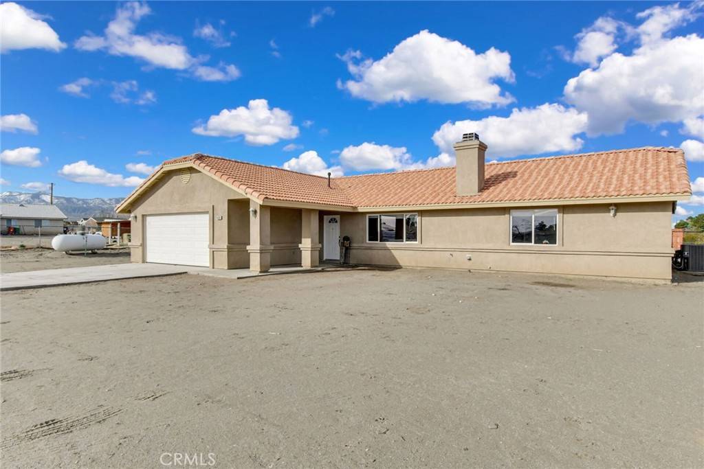 Phelan, CA 92371,14330 Riggins RD