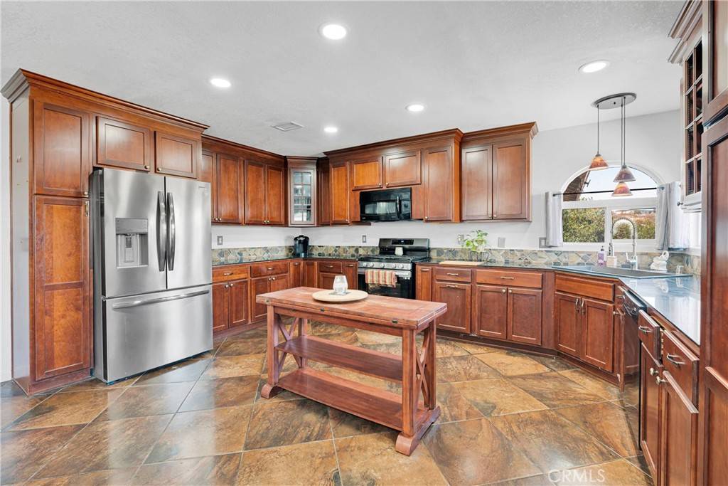 Victorville, CA 92394,16597 Odell AVE
