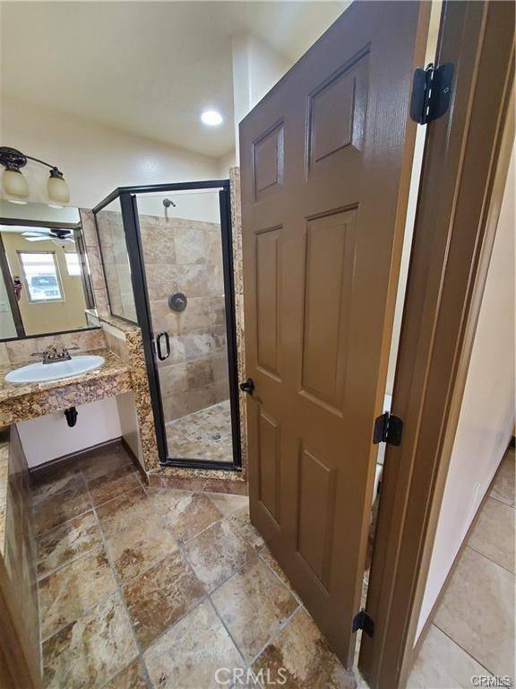 Helendale, CA 92342,27160 Vista RD #14