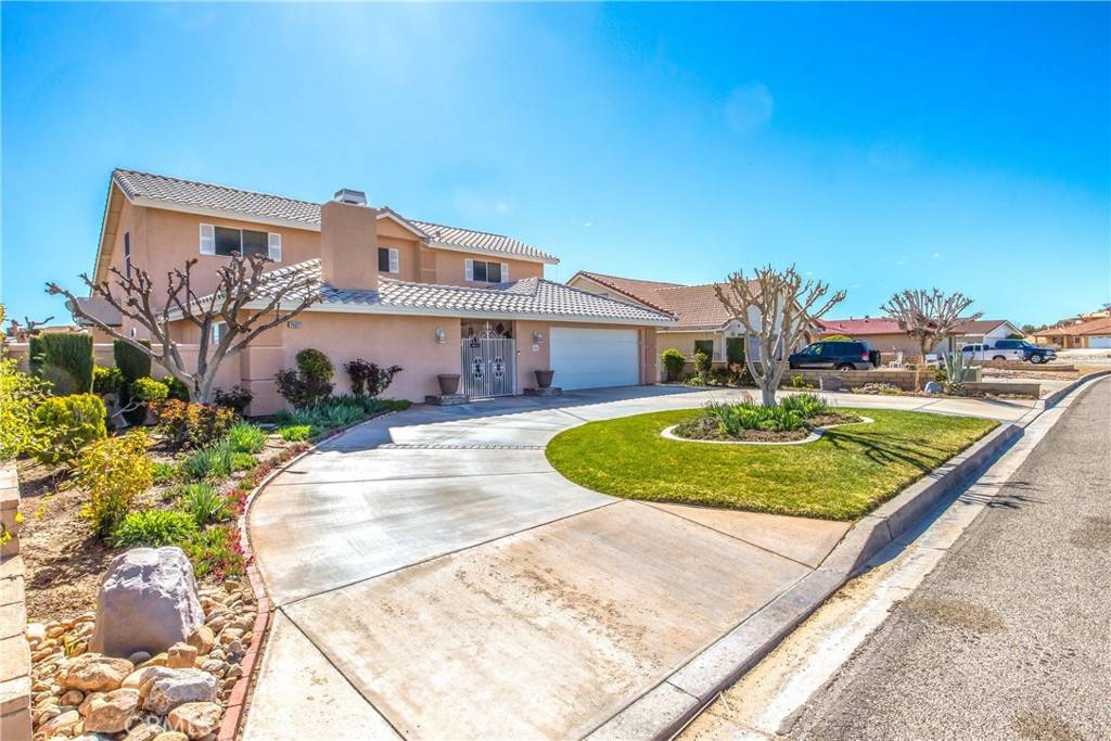Helendale, CA 92342,26621 Mariner LN