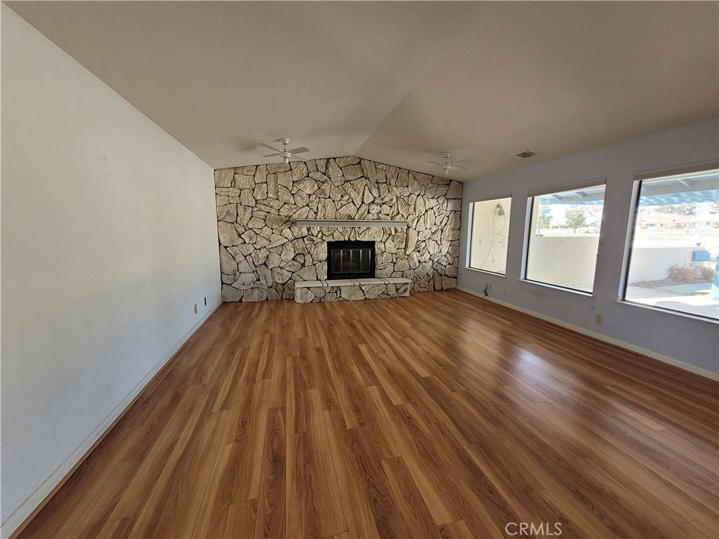 Helendale, CA 92342,14627 Greenbriar DR