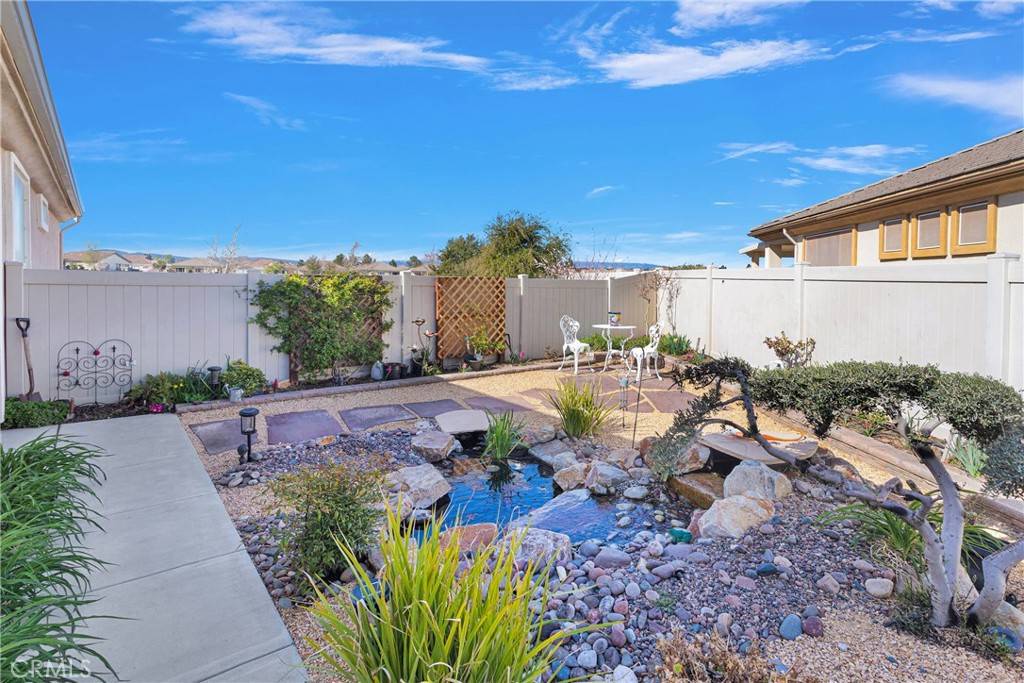 Apple Valley, CA 92308,19611 Castle Harbor CT