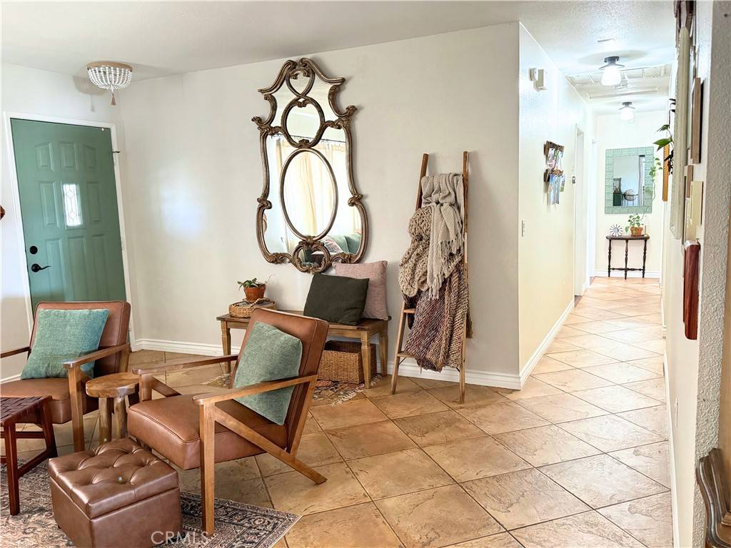 Apple Valley, CA 92308,13406 Deerwood RD