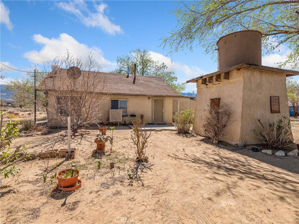 Lucerne Valley, CA 92356,10172 Tradepost RD