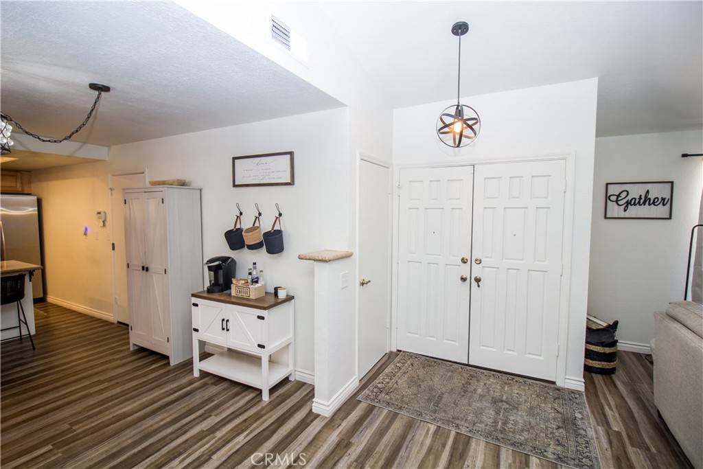 Victorville, CA 92395,13025 Bermuda Dunes DR