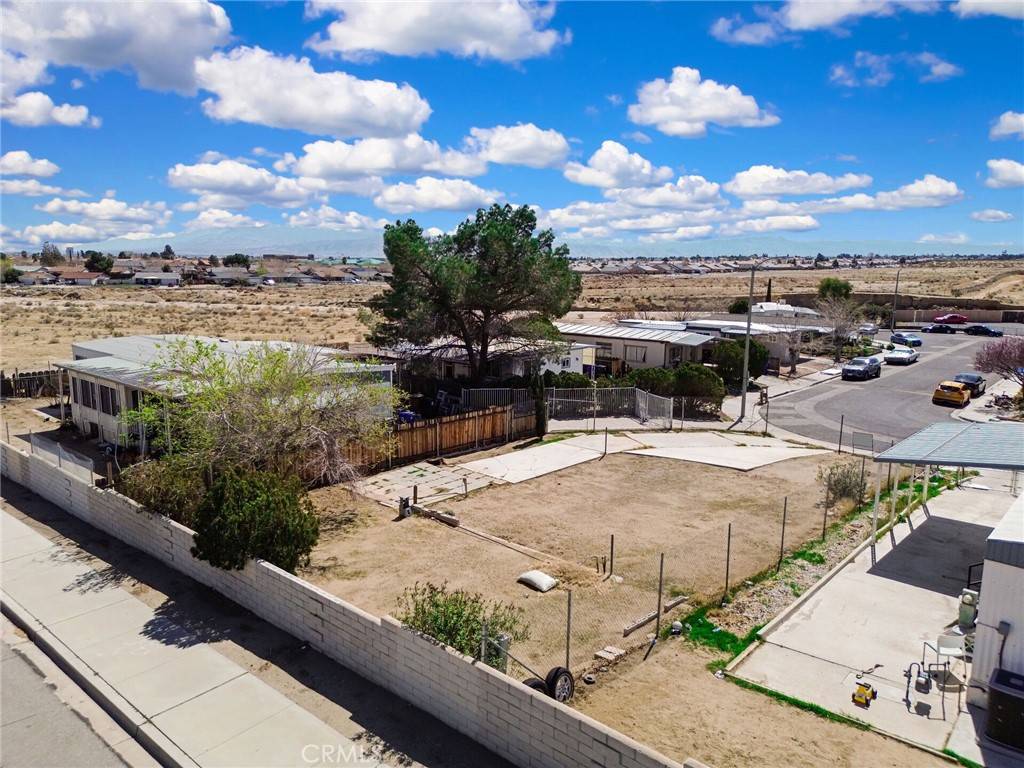 Victorville, CA 92395,15682 Calico DR