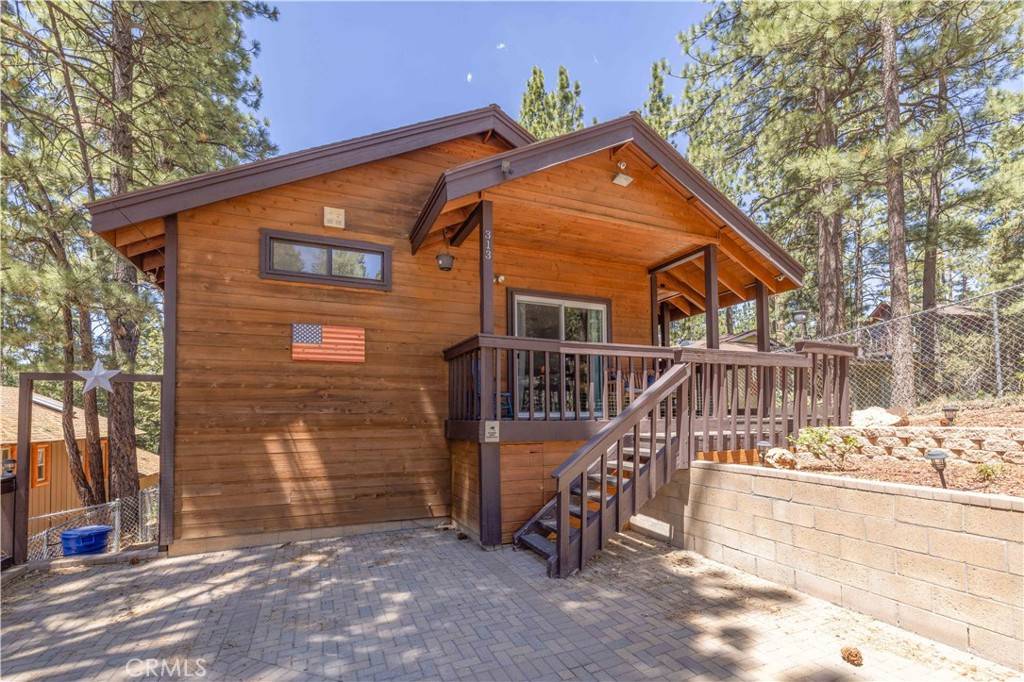 Big Bear City, CA 92314,313 Sugarloaf BLVD
