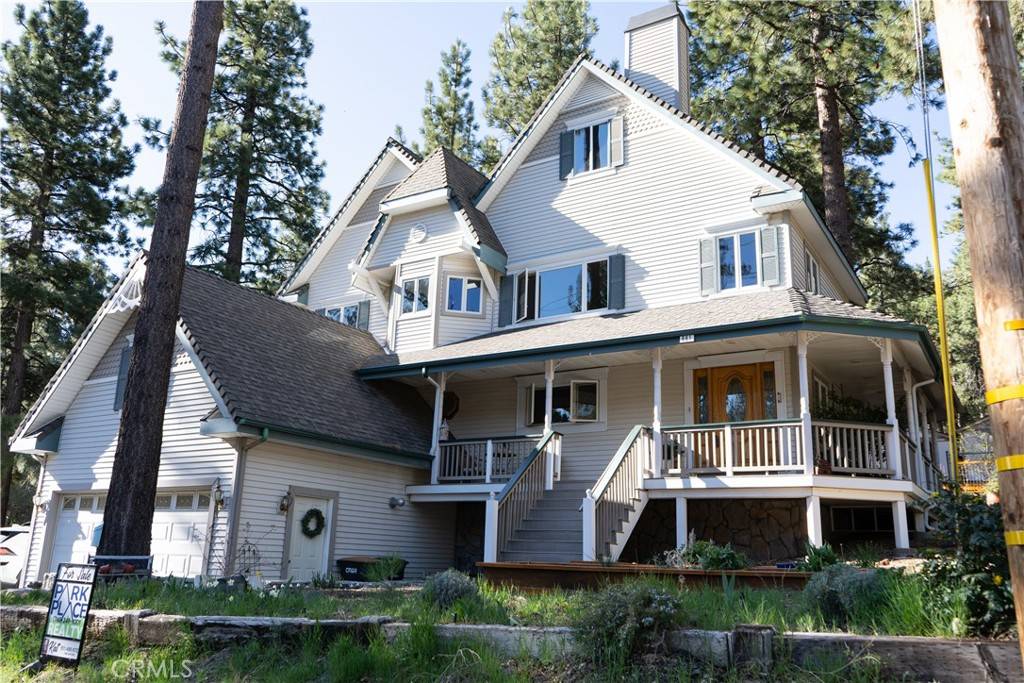 Wrightwood, CA 92397,661 Lark RD