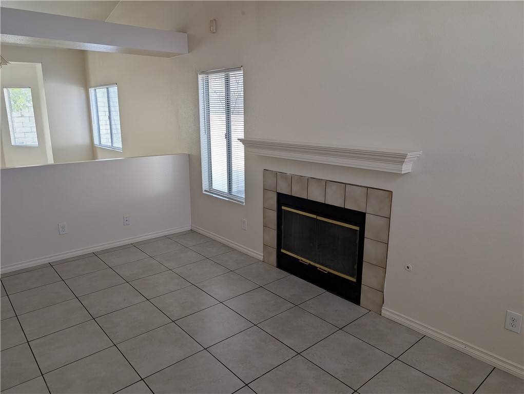 Victorville, CA 92394,14135 Auburn CT