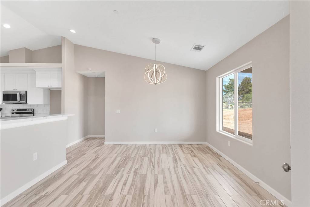 Hesperia, CA 92345,16490 Cactus ST