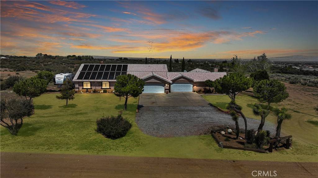 Phelan, CA 92371,8768 El Centro RD