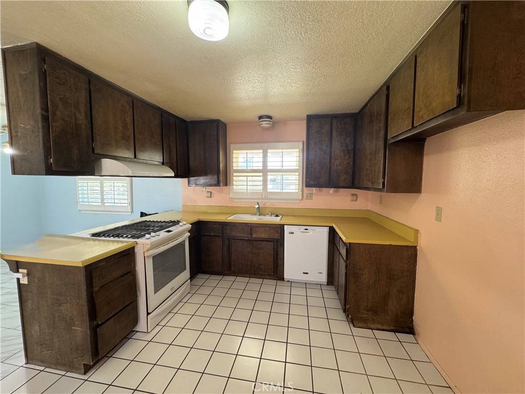 Hesperia, CA 92345,7788 Peach AVE