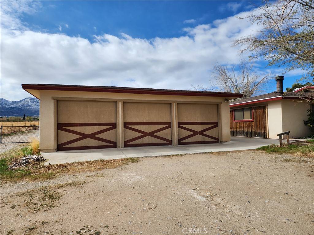Lucerne Valley, CA 92356,32307 Foothill RD