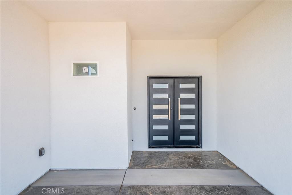 Phelan, CA 92371,6873 Nyack RD