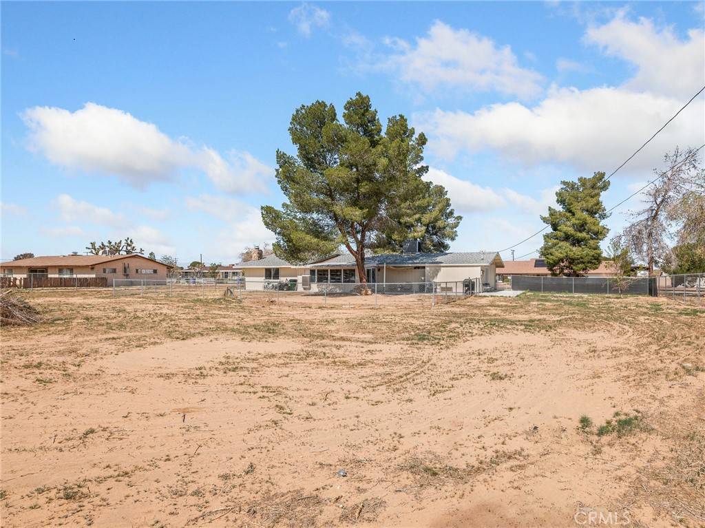 Apple Valley, CA 92308,13427 Iroquois RD