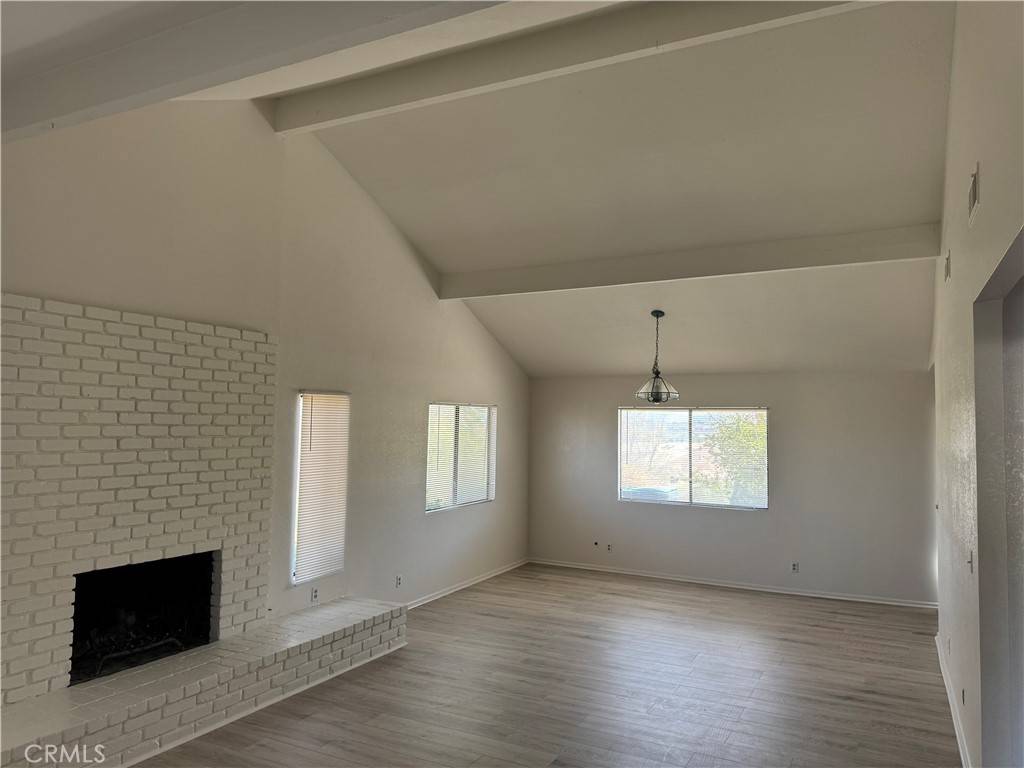 Victorville, CA 92395,13715 Hidden Valley RD