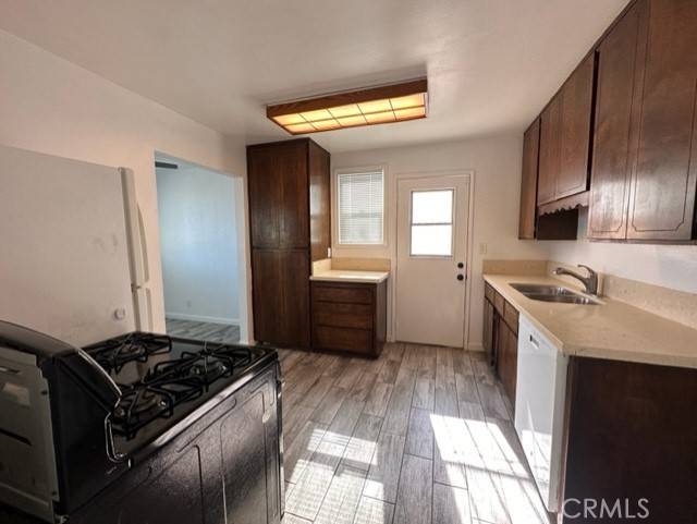 Barstow, CA 92311,812 Lillian DR