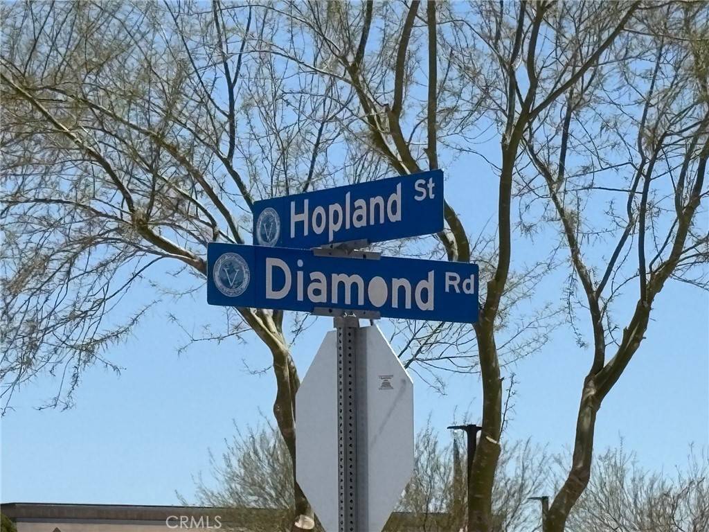 Victorville, CA 92395,0 diamond RD
