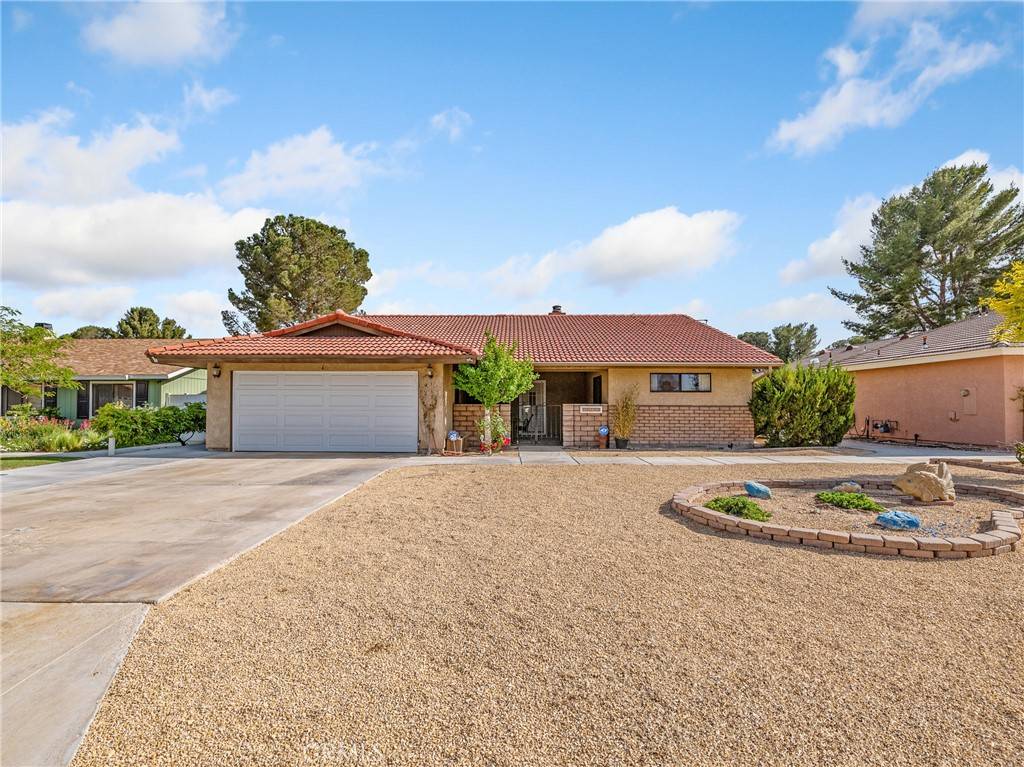 Helendale, CA 92342,15163 Tournament DR