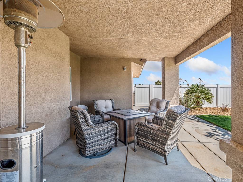Oak Hills, CA 92344,10015 Verbena RD