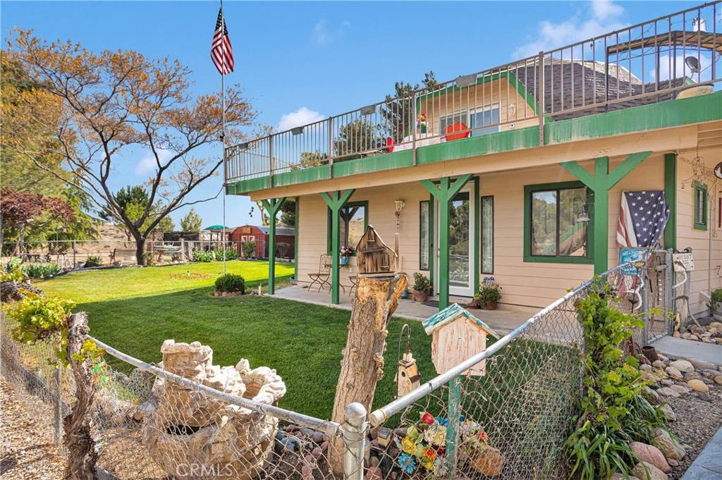 Hesperia, CA 92345,13633 Summit Valley RD