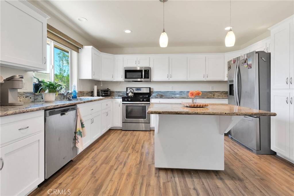 Lucerne Valley, CA 92356,30881 Pawnee St