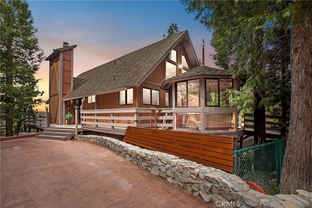 Lake Arrowhead, CA 92352,825 Grass Valley RD