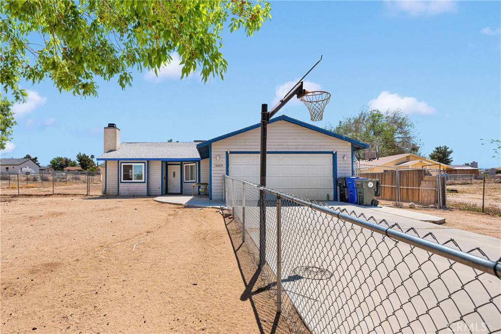 Victorville, CA 92395,16609 Winona ST