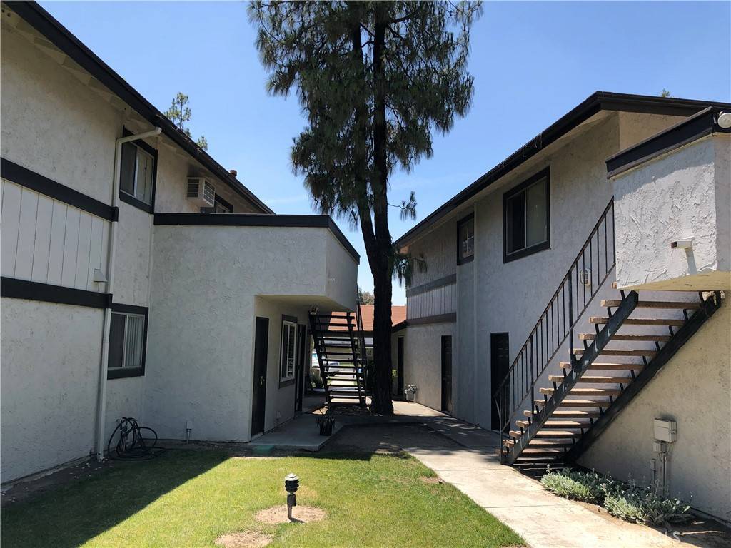 Redlands, CA 92374,908 Lombard DR