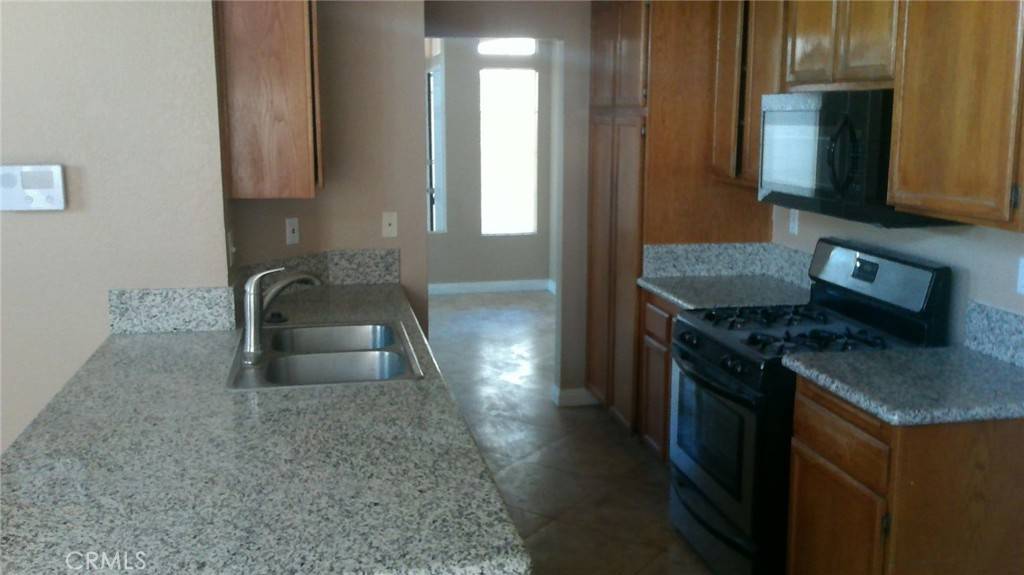 Victorville, CA 92392,12533 Loma Verde DR