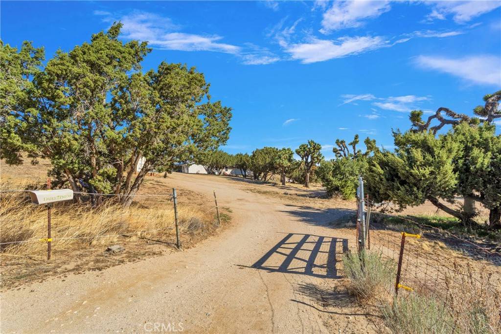 Oak Hills, CA 92344,10634 Mesquite ST