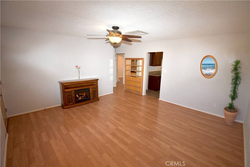 Barstow, CA 92311,34426 J ST